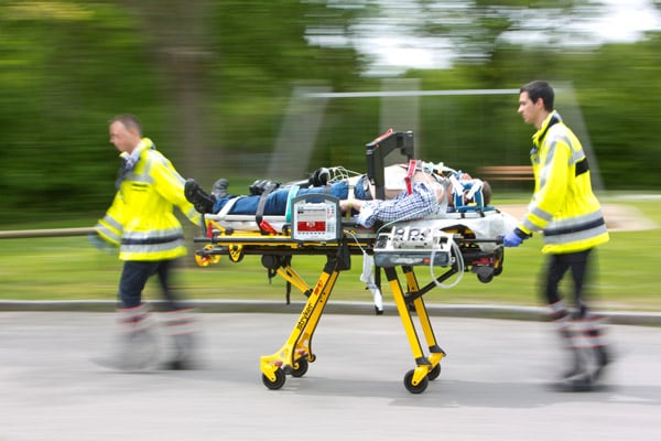 cpr-arm-stretcher-to-amb cpr-arm-stretcher-to-amb
